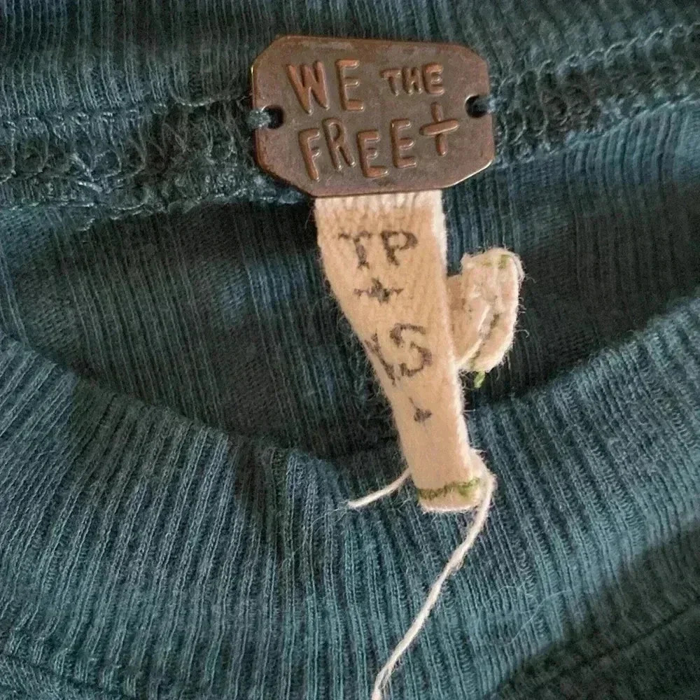 Free People Faye Keyhole Ribbed Top - Picture 8 of 8